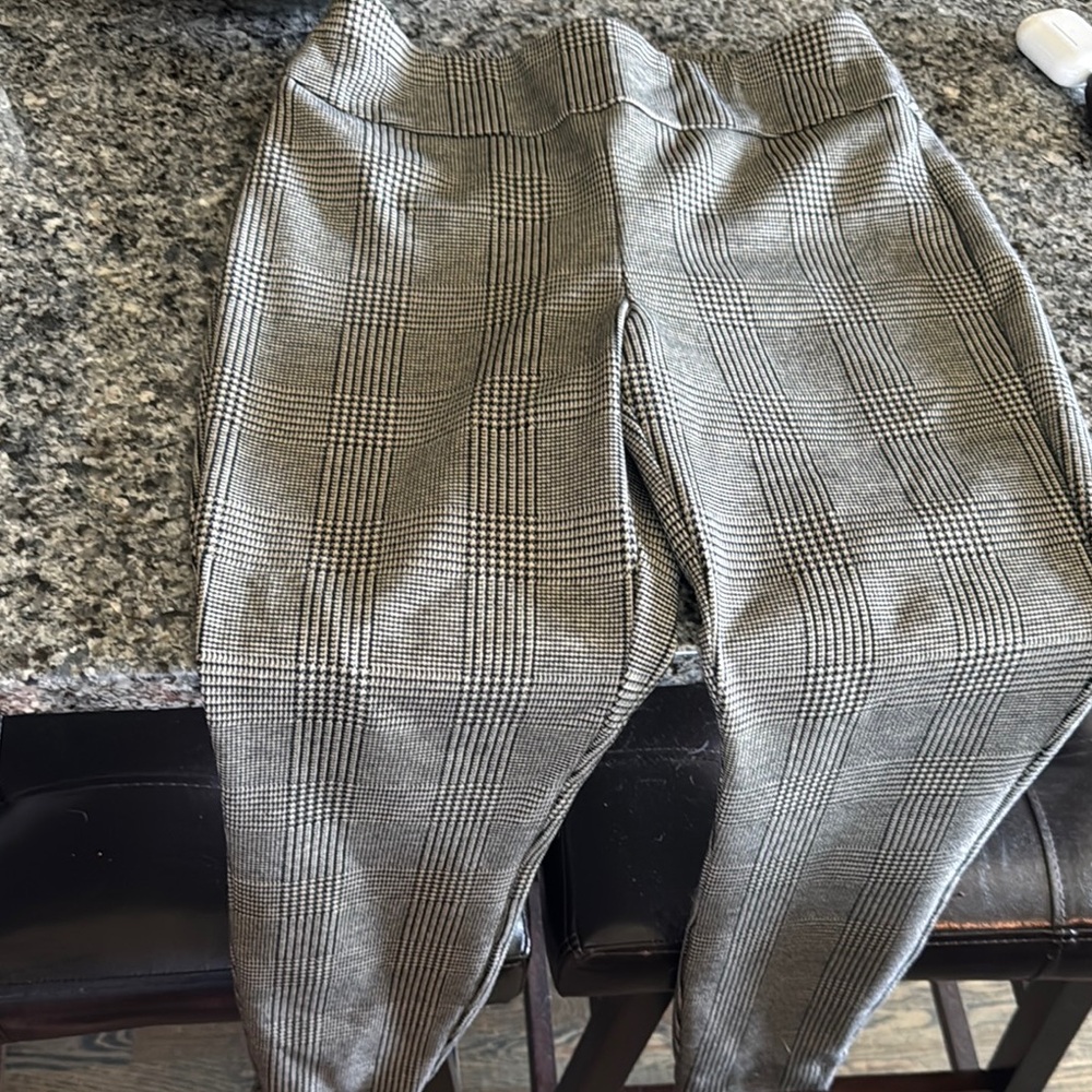 Express Black and White Houndstooth Pants